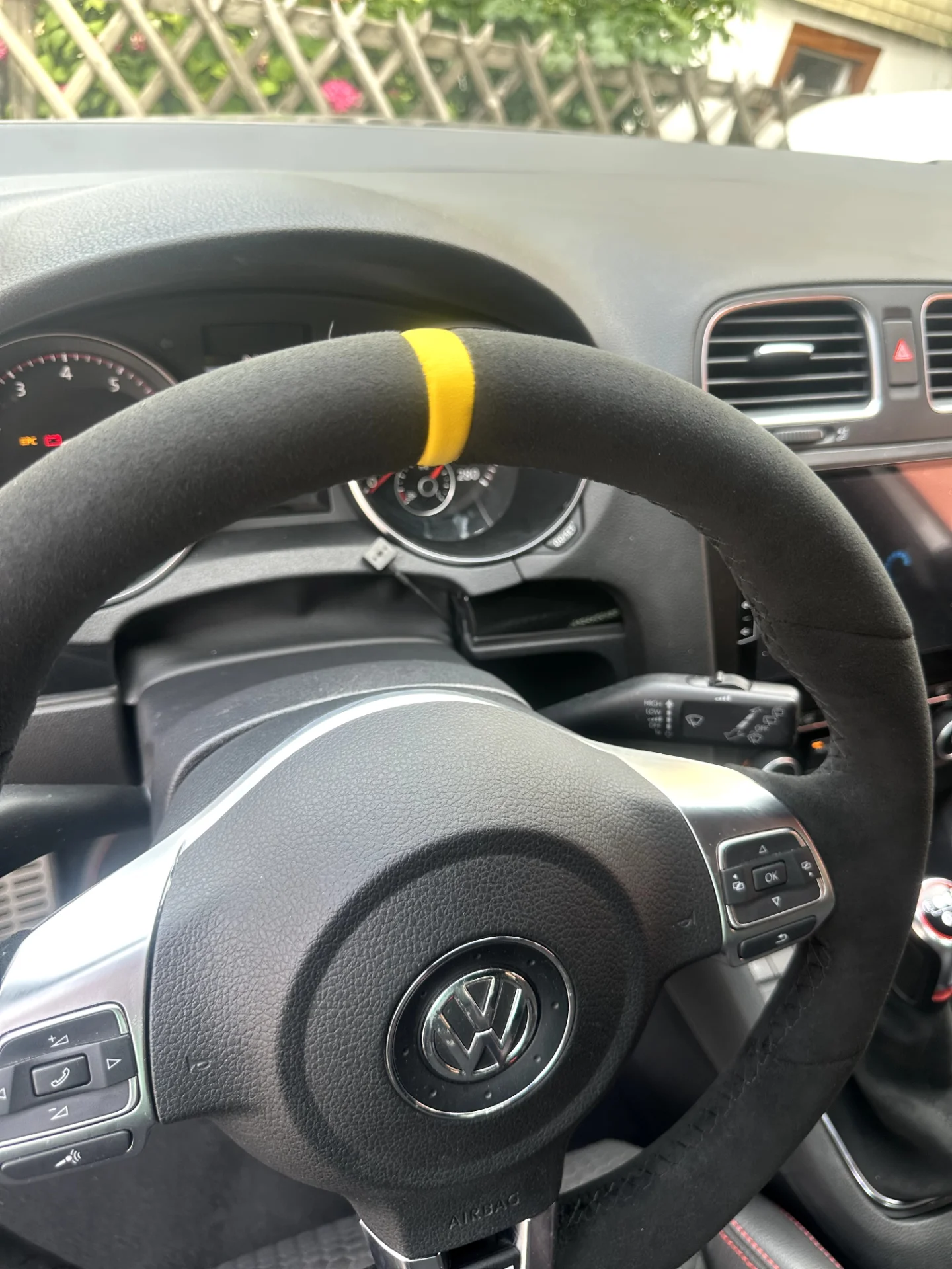 Audi A3 Lenkrad neu beziehen Beispiel 4 AMMARO Atelier Uzwil Schweiz